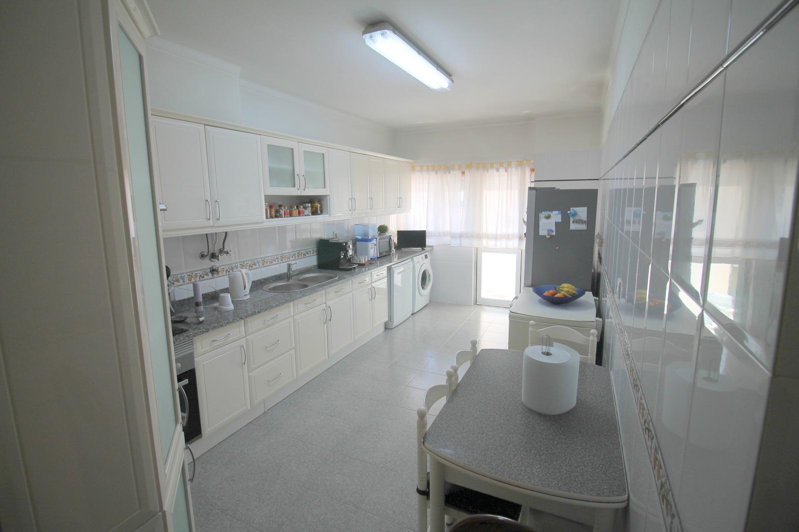 Apartamento T3 com Excelentes Áreas em Vale Mourão
